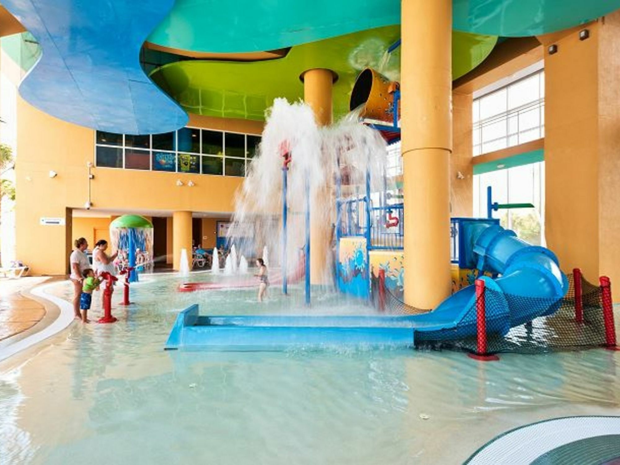 Hotel Splash 302w 833325 By Redawning